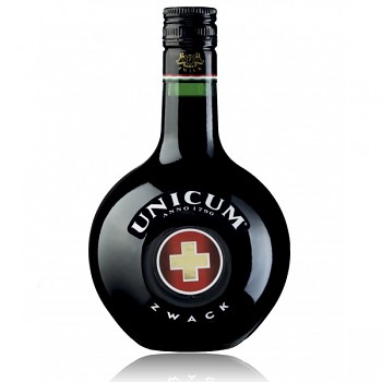 ZWACK UNICUM 40% 0,7l (hola lahev)