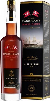A.H.RIISE NAVAL CADET 42%0,7l(hola lahev